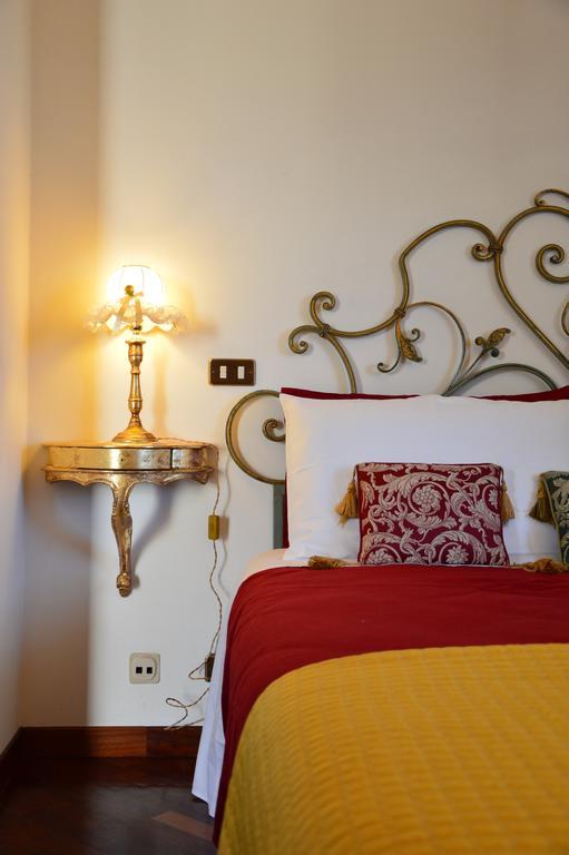 B&B Il Castello Castiglion Fibocchi Εξωτερικό φωτογραφία